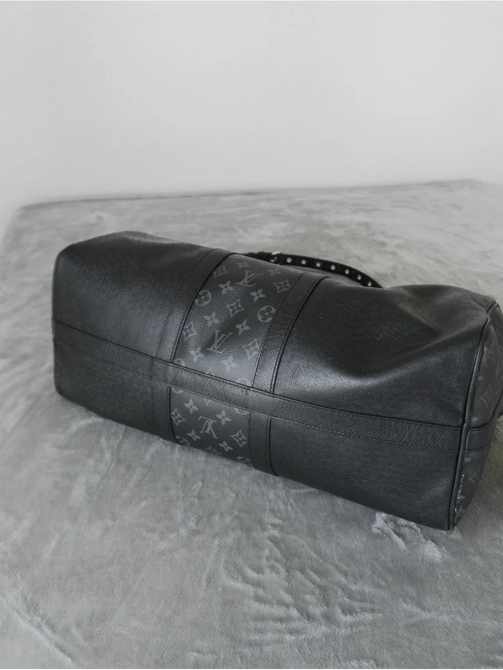 Louis Vuitton Keepall 50 duffle